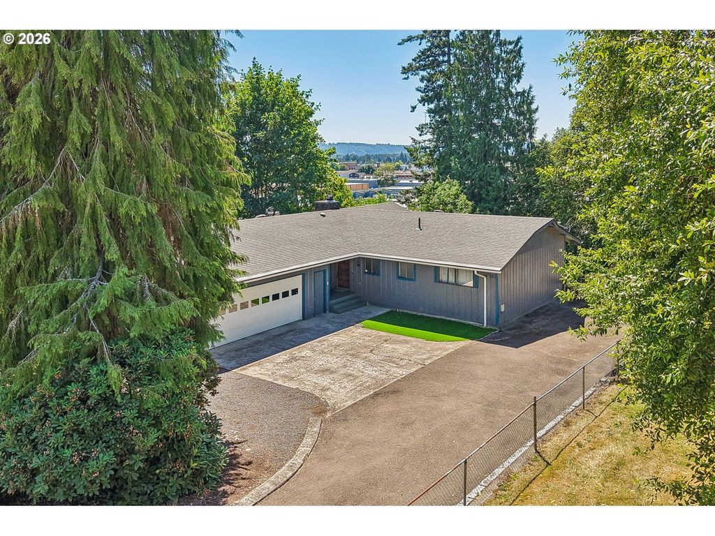 103 N 21ST Ave, Kelso, WA 98626