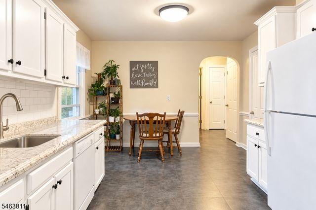 55 Samuel Ave, Clifton City, NJ 07013