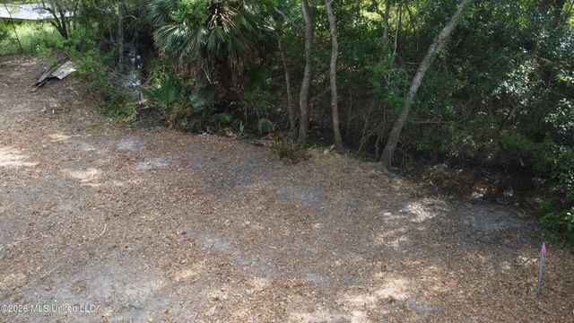 839 Graveline Road, Gautier, MS 39553