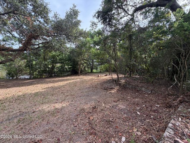 839 Graveline Road, Gautier, MS 39553