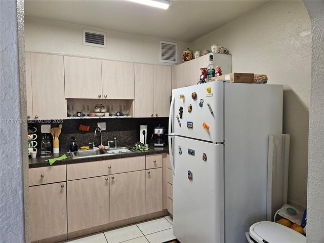 3431-3433 SW 4th St, Miami, FL 33135