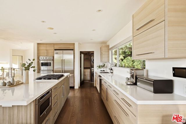 3396 Tareco Drive, Los Angeles, CA 90068