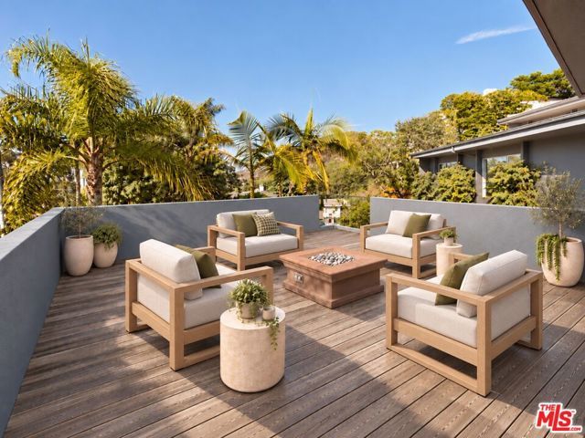3396 Tareco Drive, Los Angeles, CA 90068
