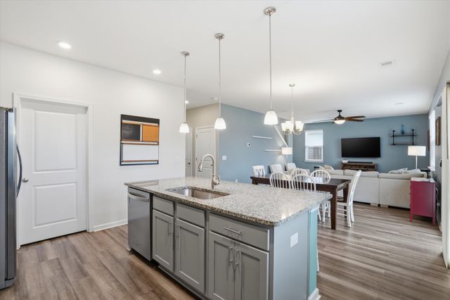 597 Wayton Circle, Moncks Corner, SC 29461