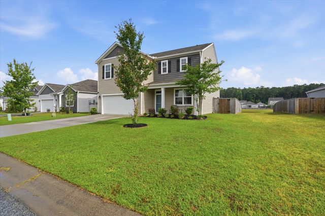 597 Wayton Circle, Moncks Corner, SC 29461