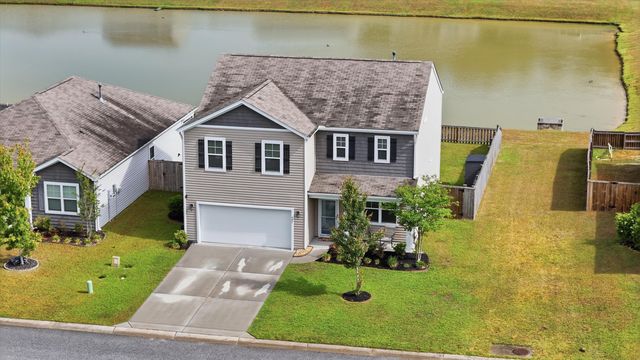 597 Wayton Circle, Moncks Corner, SC 29461