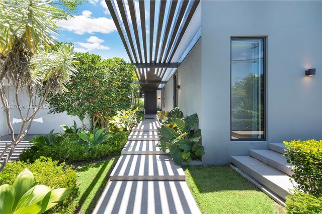 8055 Noremac Avenue, Miami Beach, FL 33141