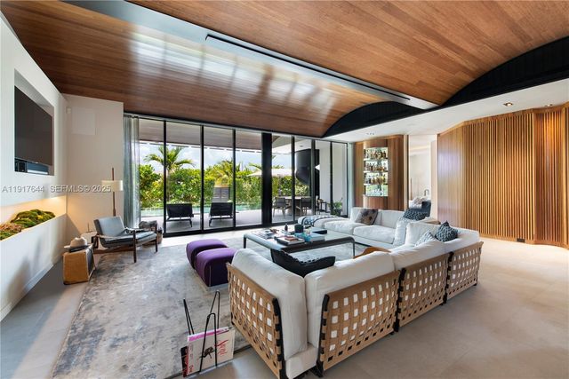 8055 Noremac Avenue, Miami Beach, FL 33141