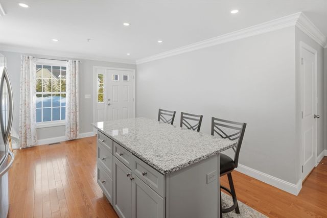 5 Peter St. D, Uxbridge, MA 01569