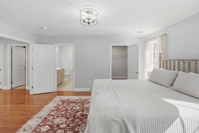 5 Peter St. D, Uxbridge, MA 01569