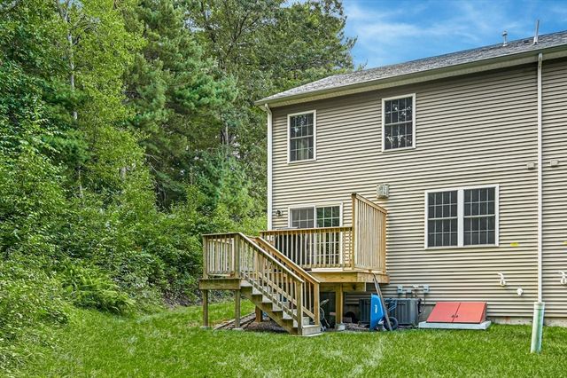 5 Peter St. D, Uxbridge, MA 01569