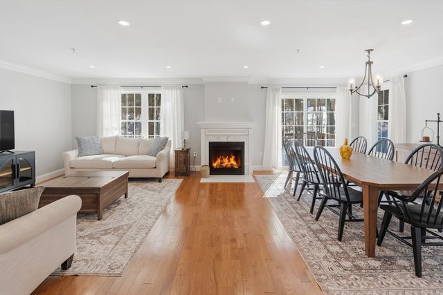 5 Peter St. D, Uxbridge, MA 01569