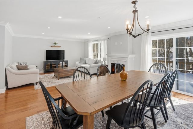 5 Peter St. D, Uxbridge, MA 01569