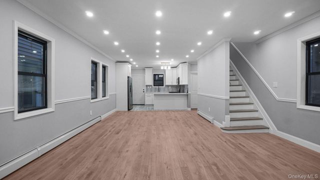 128 E 238th Street, Bronx, NY 10470