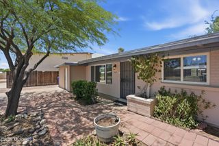 5951 E Eli Street, Tucson, AZ 85711