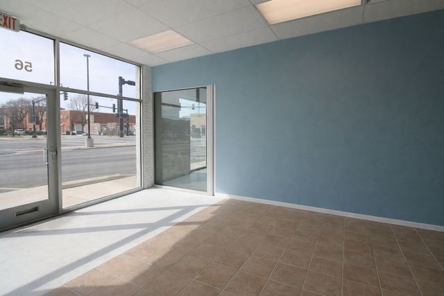 56 W Palatine Road, Palatine, IL 60067