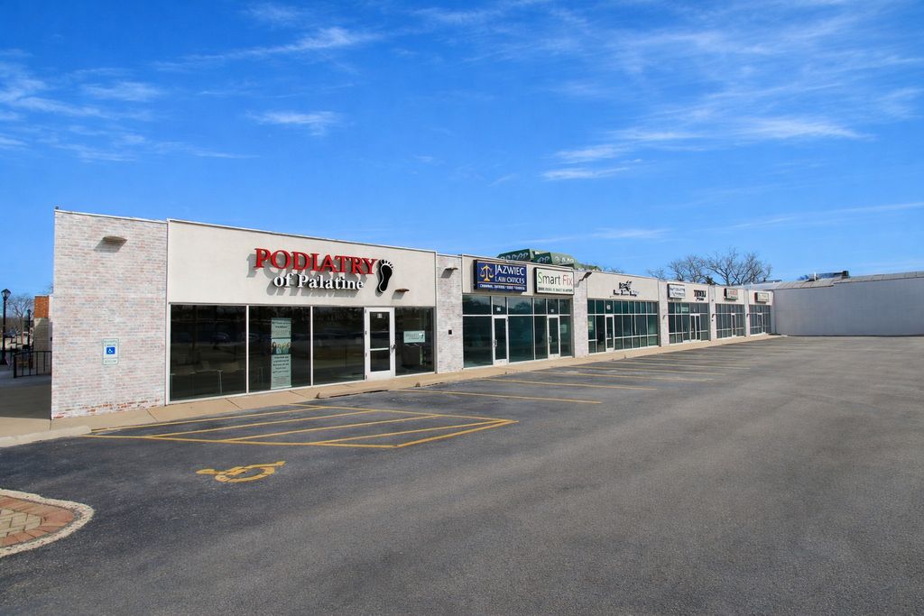 56 W Palatine Road, Palatine, IL 60067