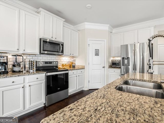 4594 Grenadine Circle, Acworth, GA 30101
