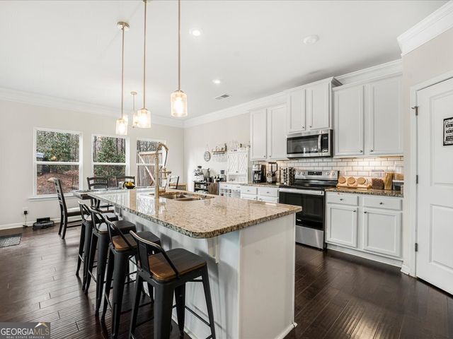 4594 Grenadine Circle, Acworth, GA 30101