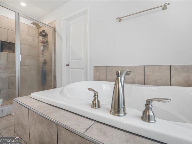 4594 Grenadine Circle, Acworth, GA 30101