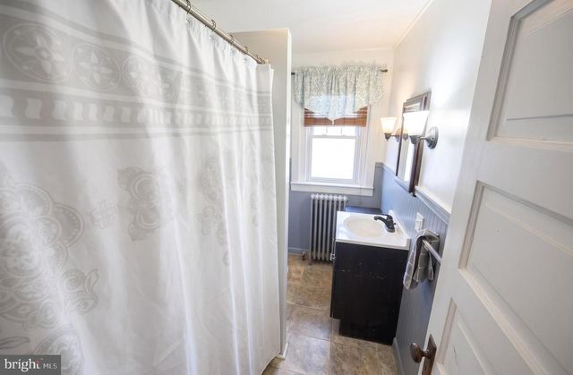 509 W BROADWAY, Red Lion, PA 17356