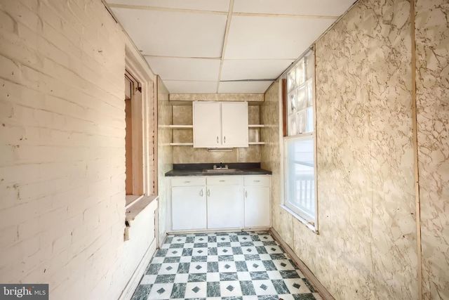 509 W BROADWAY, Red Lion, PA 17356