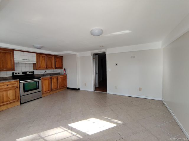 136 STRINGHAM Road 9C, Lagrangeville, NY 12540