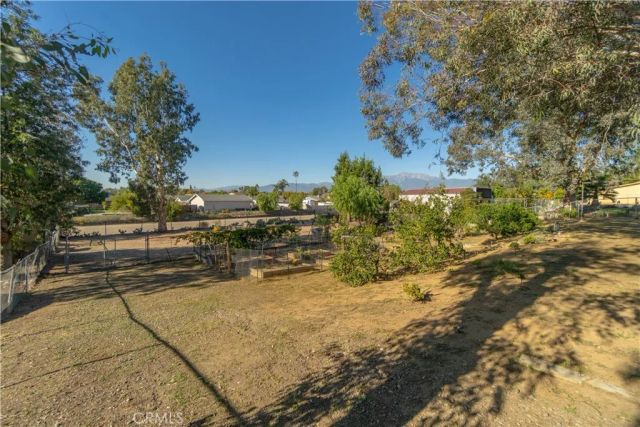 5795 Lucretia, Jurupa Valley, CA 91752