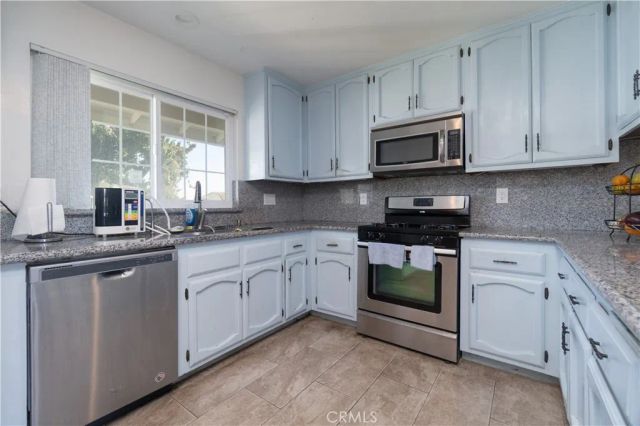 5795 Lucretia, Jurupa Valley, CA 91752