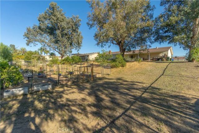 5795 Lucretia, Jurupa Valley, CA 91752