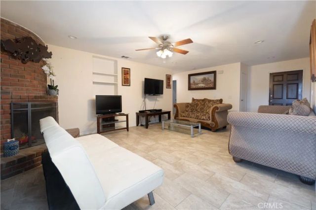 5795 Lucretia, Jurupa Valley, CA 91752