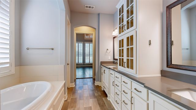 3012 Avondale, The Colony, TX 75056