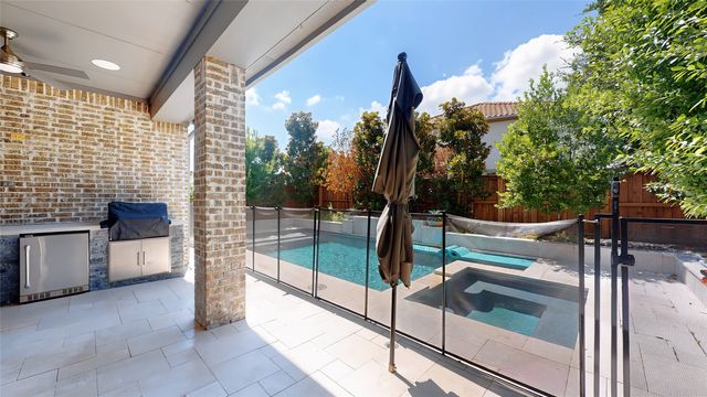 3012 Avondale, The Colony, TX 75056