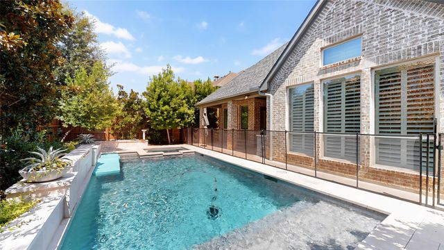 3012 Avondale, The Colony, TX 75056