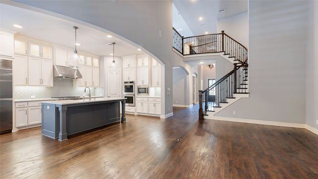 3012 Avondale, The Colony, TX 75056