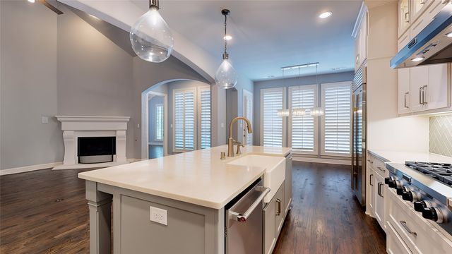 3012 Avondale, The Colony, TX 75056