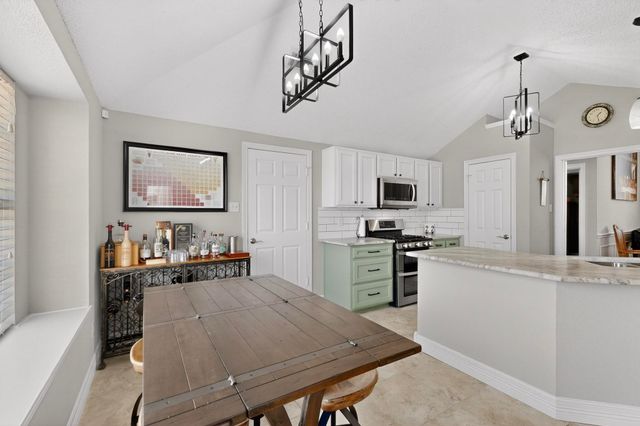 209 Brian Way, Red Oak, TX 75154