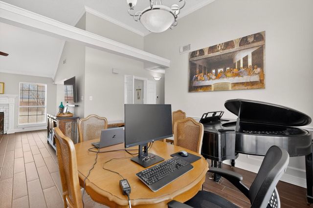 209 Brian Way, Red Oak, TX 75154