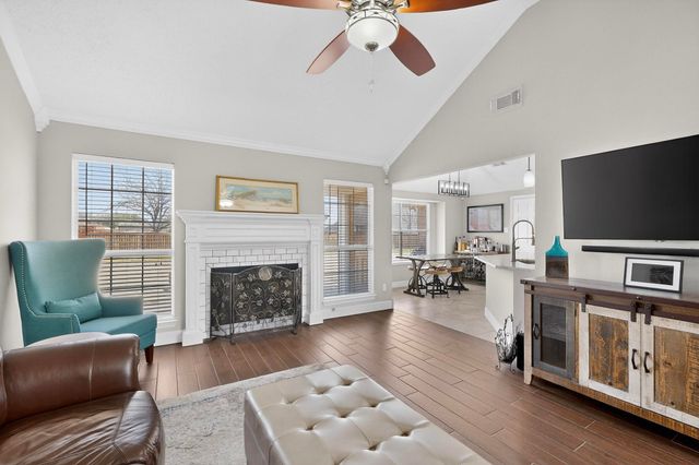 209 Brian Way, Red Oak, TX 75154