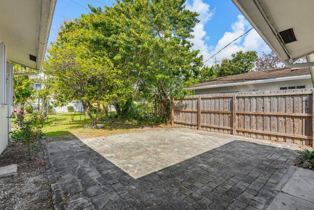 22229 SW 65th Terrace, Boca Raton, FL 33428