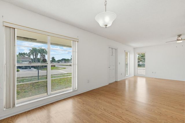 22229 SW 65th Terrace, Boca Raton, FL 33428