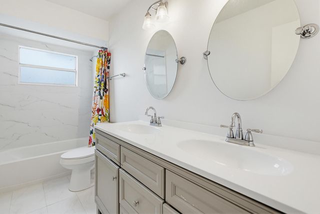 22229 SW 65th Terrace, Boca Raton, FL 33428