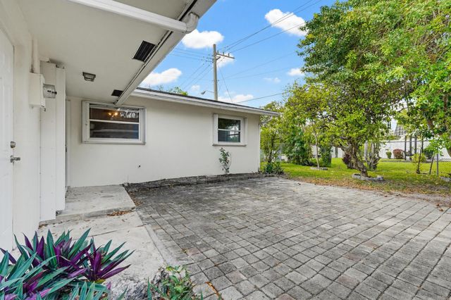 22229 SW 65th Terrace, Boca Raton, FL 33428