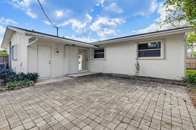 22229 SW 65th Terrace, Boca Raton, FL 33428