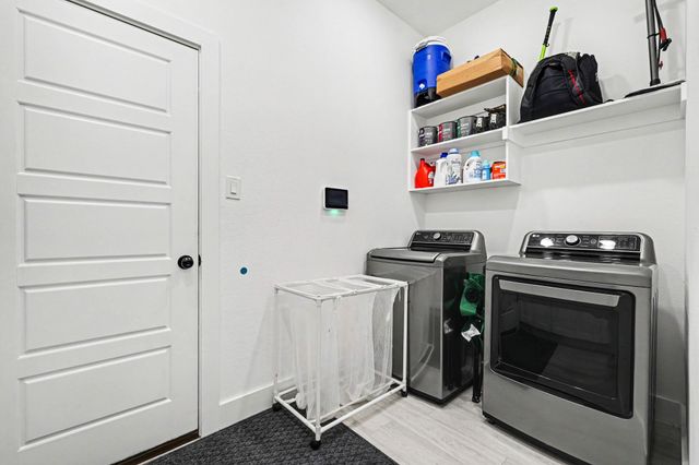 2742 Marjorie Avenue, Dallas, TX 75216