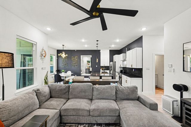2742 Marjorie Avenue, Dallas, TX 75216