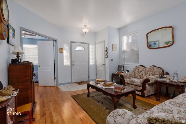 6618 S SCARSBOROUGH LN, West Jordan, UT 84084