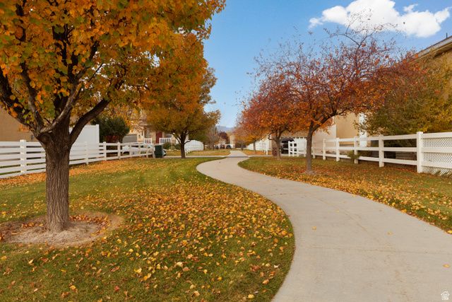 6618 S SCARSBOROUGH LN, West Jordan, UT 84084