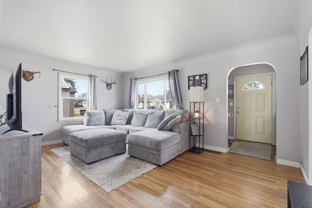 2318 E Columbia Ave, Spokane, WA 99208