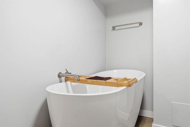 2318 E Columbia Ave, Spokane, WA 99208